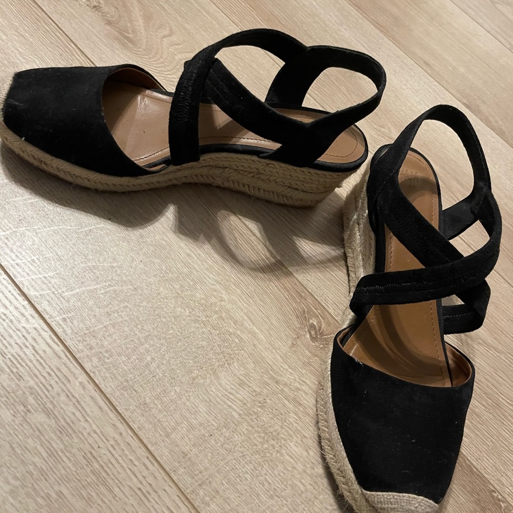 black wedge sandals